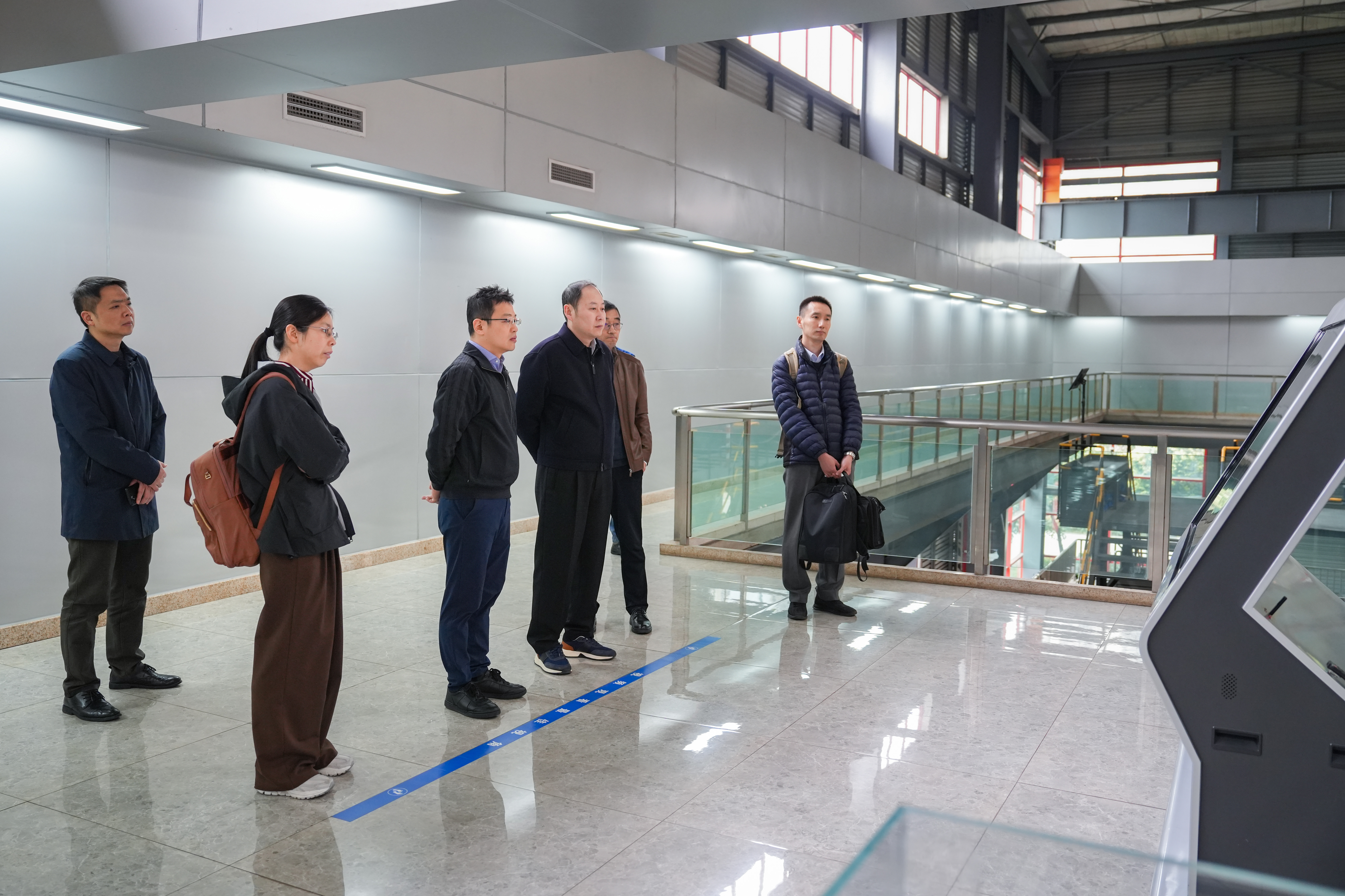 中信环境党委委员、副总经理王松一行到LD乐动环境集团考察交流